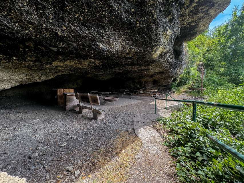 Grillstelle Höhle Winterlislöchli