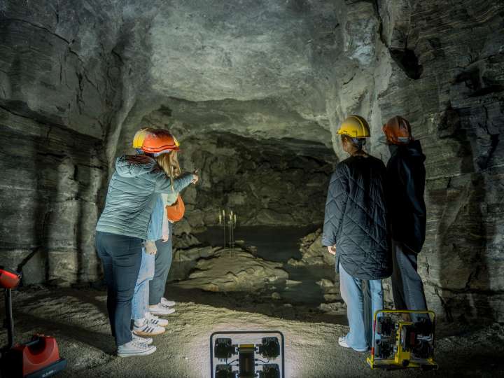 Gipsmuseum mit Bergwerksstollen
