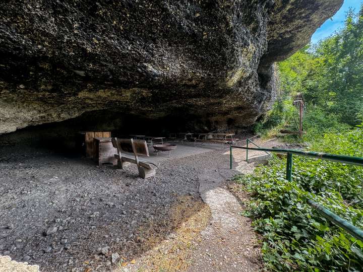 Grillstelle Höhle Winterlislöchli